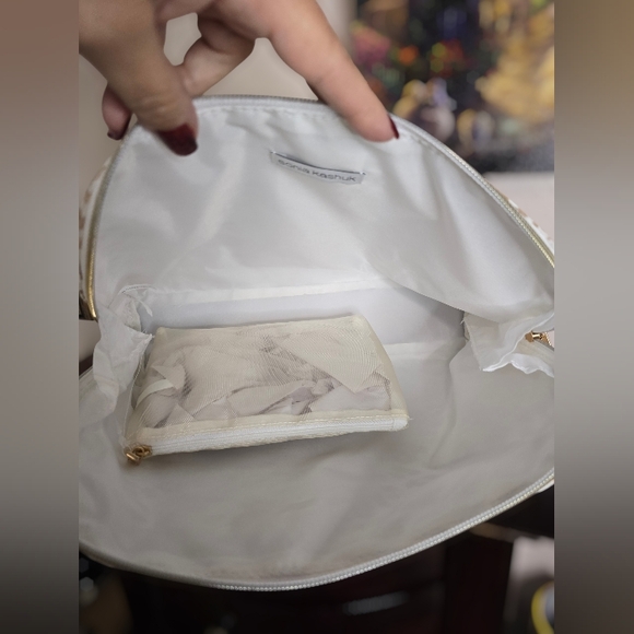 Sonia Kashuk Self-Care Beauty Bundle | Skincare & Accessories - Picture 2 of 7